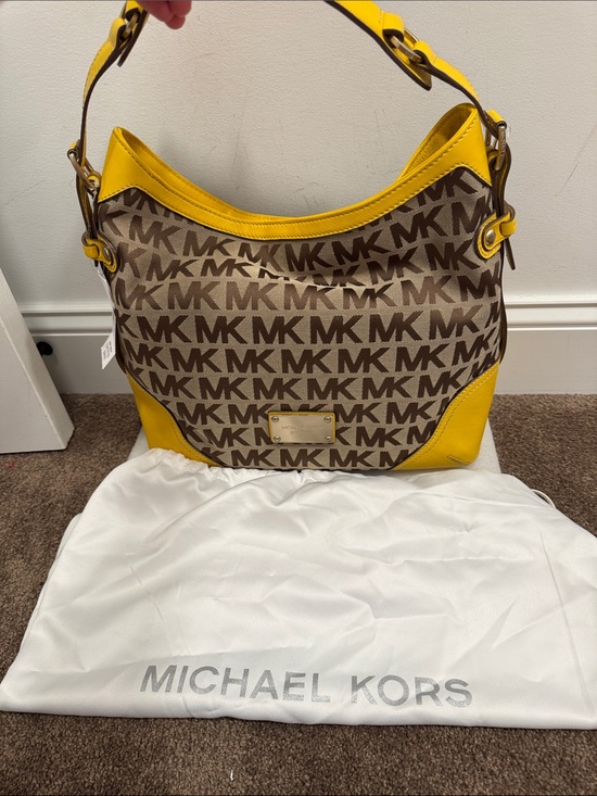 MICHAEL Michael Kors Handbags - Michael Michael Kors millbrook large jacquard shoulder bag with yellow trim NWT